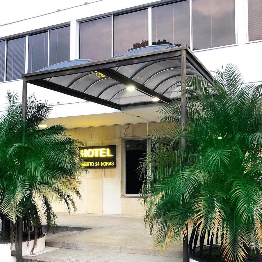 Hotel Mall Santana Del Rio La Dorada Buitenkant foto
