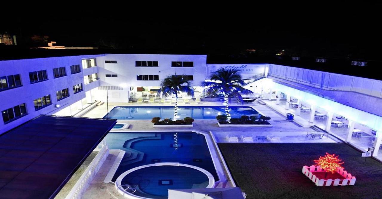 Hotel Mall Santana Del Rio La Dorada Buitenkant foto
